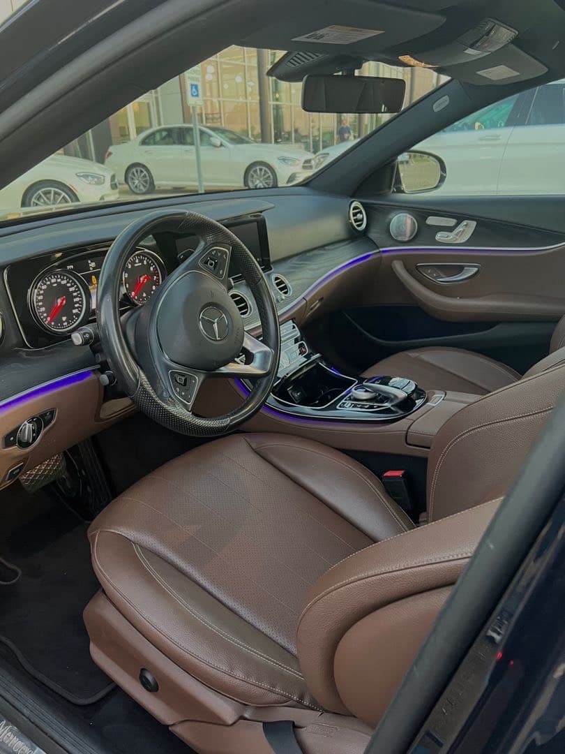 Mercedes E-Class Image 2