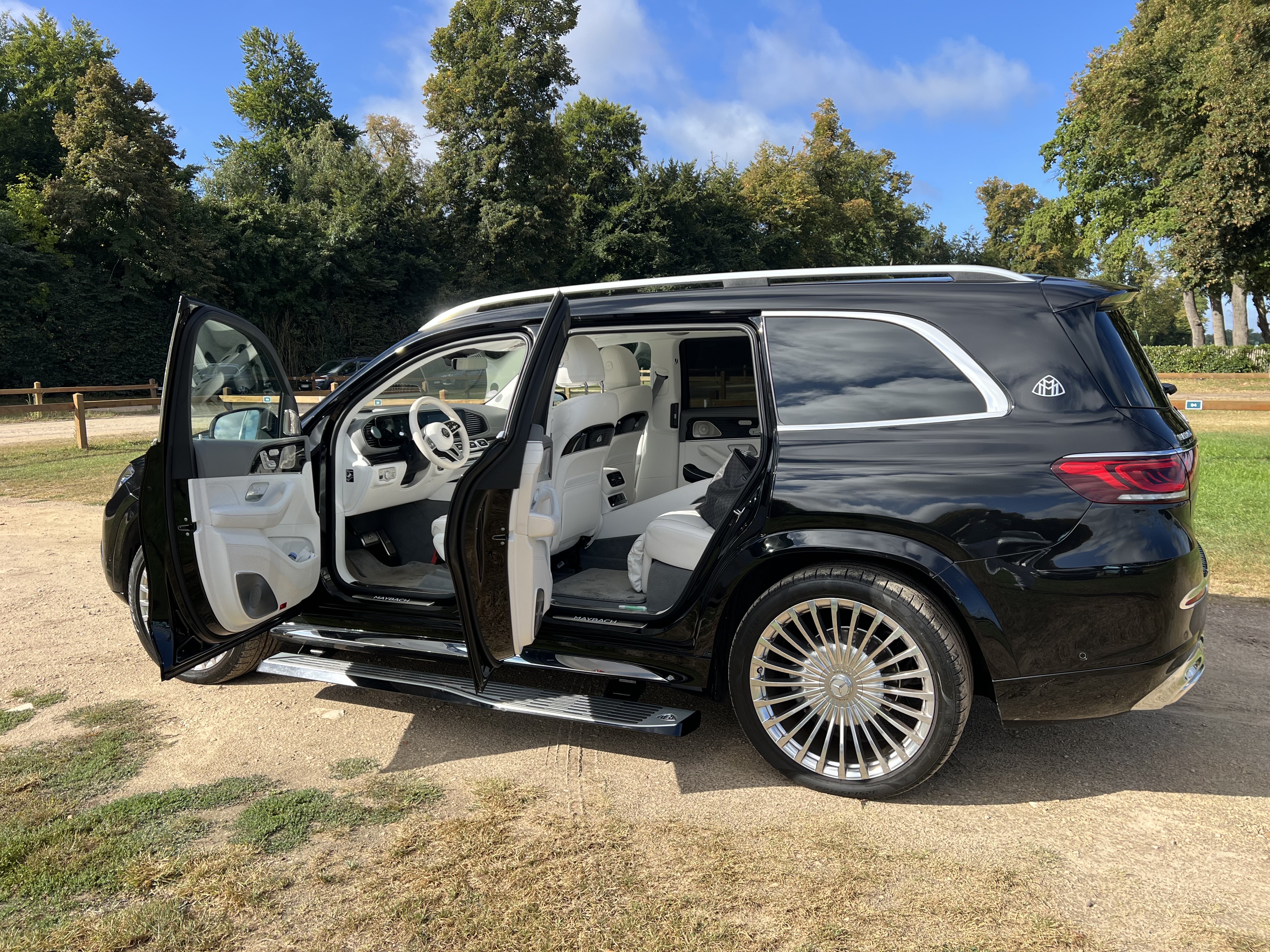 Mercedes Maybach Image 2